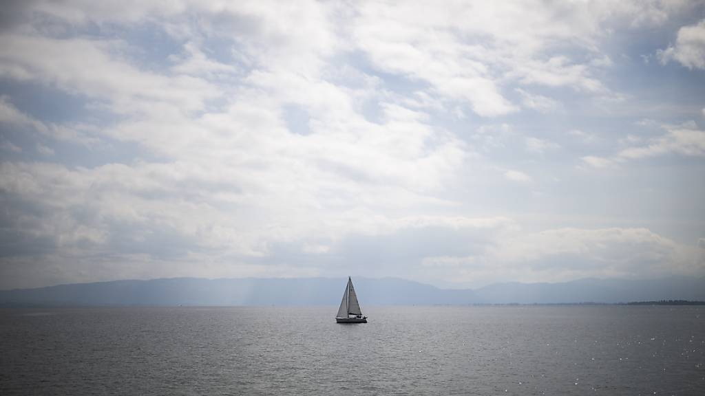 Die Anrainer am Bodensee leiden alle am Fachkräftemangel. Das gegenseitige Abwerben sei keine Lösung, kritisiert der Interregionale Gewerkschaftsrat. (Symbolbild)