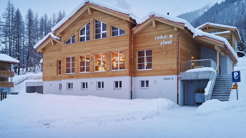 Das Reka-Feriendorf Zinal: Die Parahotellerie erwartet einen guten Winter (Symbolbild).