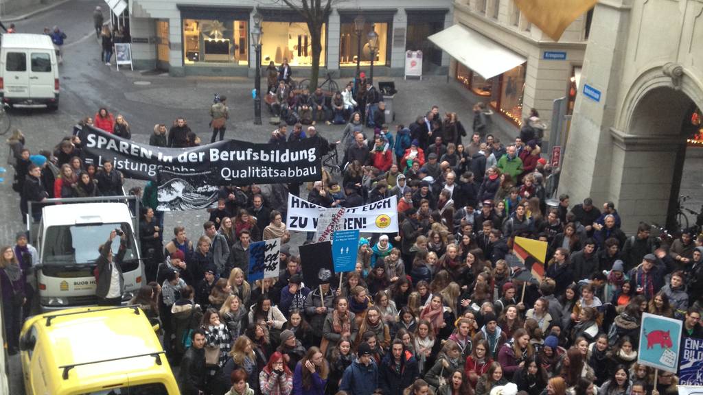 Demo vor der Budgetsession in Luzern