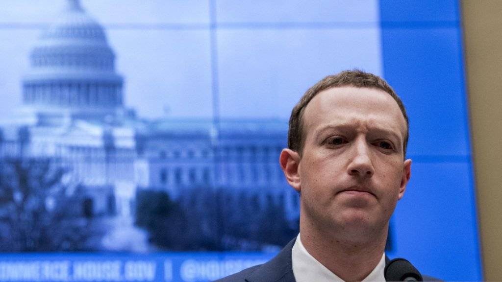 Facebook-Chef Mark Zuckerberg hat sich in Gastbeiträgen für verschiedene Zeitungen für eine international abgestimmte Regulierung im Internet ausgesprochen. (Archivbild)