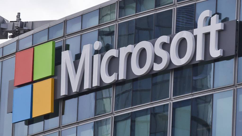 Der Microsoft-Gewinn legte mit knapp 28 Milliarden Dollar von Juli bis September um rund zwölf Prozent im Jahresvergleich zu 2024 zu. (Archivbild)