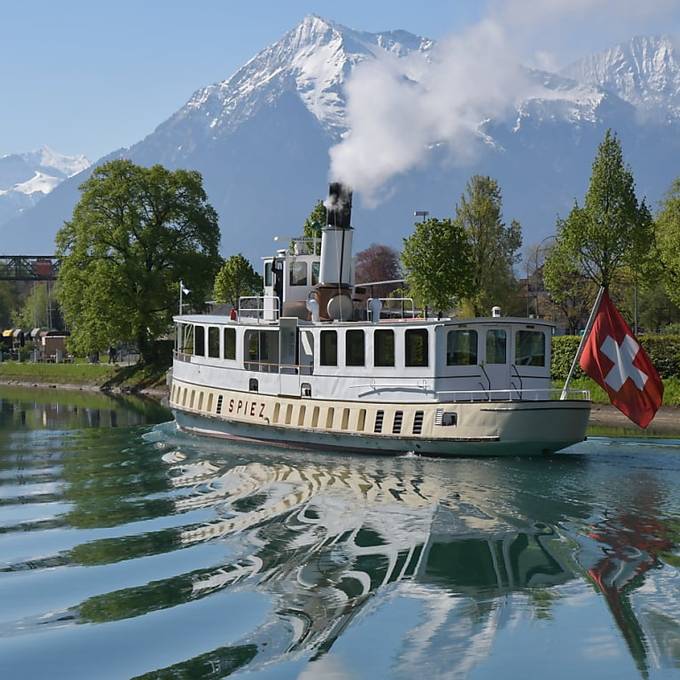 Das Dampfschiff Spiez sticht im Herbst wieder in den Thunersee