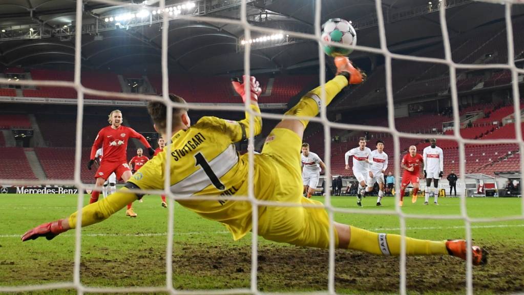Anfang Jahr parierte Kobel im Bundesliga-Spiel gegen Leipzig auf akrobatische Weise einen Penalty von Emil Forsberg.