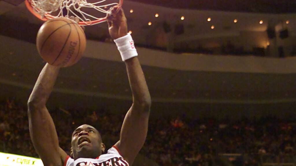 Mit seiner physischen Präsenz eine echte Legende der NBA: Dikembe Mutombo starb mit erst 58 Jahren