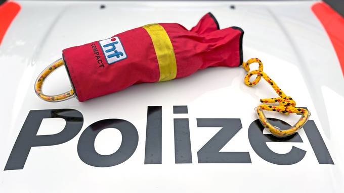 Kantonspolizei Thurgau rettet Mann aus Thur