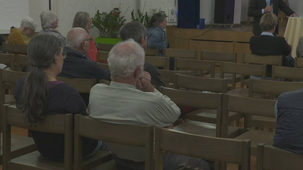 Öffentlicher Bussgang: Bischof Markus Büchel besucht Gläubige nach Missbrauch-Skandal