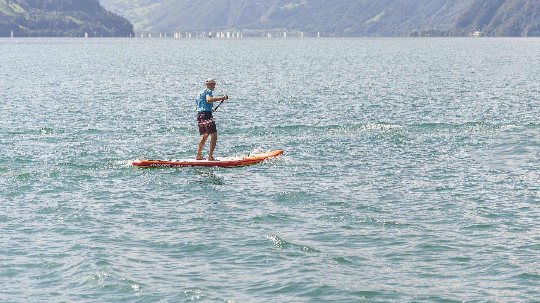 Zwei Stand-Up-Paddler aus Zugersee gerettet