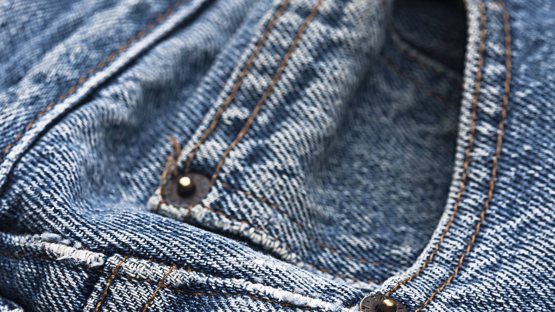 Zoll entdeckt Jeans für 45 Cent