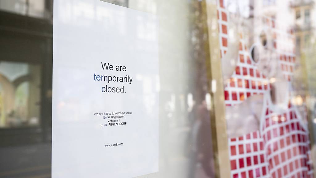 Die Zahl der Firmenkonkurse ist im ersten Quartal 2024 gesunken. Auf dem Foto: ein geschlossenes Geschäft in Zürich (Symbolbild).