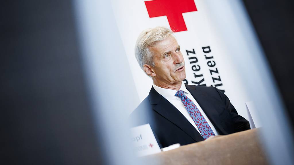 Der 76-jährige Thomas Zeltner will so lange Präsident vom Schweizerischen Roten Kreuz (SRK) bleiben, wie es ihn braucht. (Archivbild)