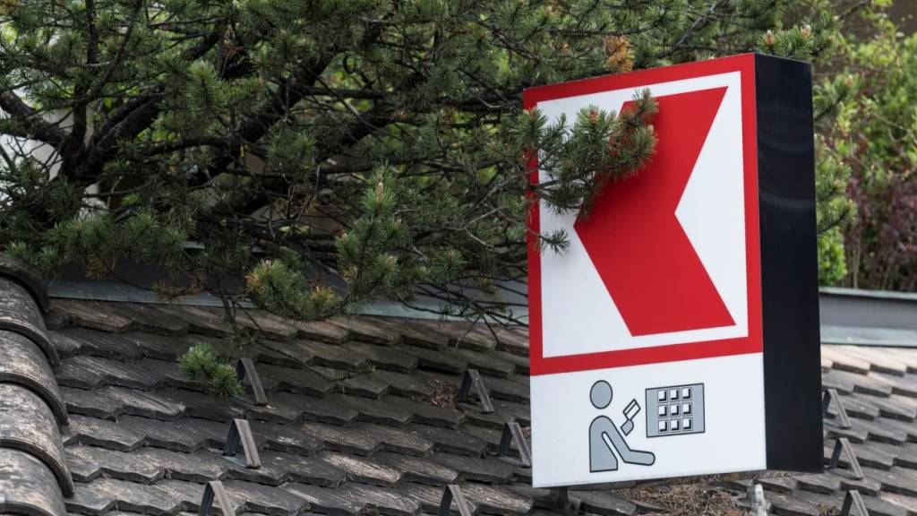 Der Schwyzer Regierungsrat will an den Modalitäten für die Staatsgarantie zugunsten der Kantonalbank nichts ändern. (Archivaufnahme)