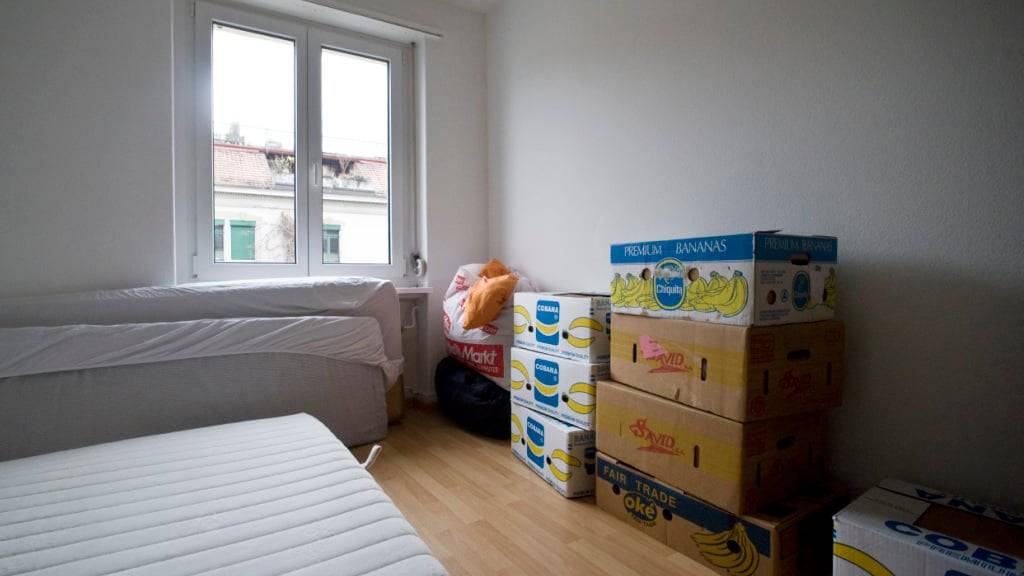 Die ältere Bevölkerung des Kantons Zug glaubt nicht daran, bei einem allfälligen Umzug eine bedarfsgerechte Wohnung im Kanton Zug finden zu können. Das zeigten die Ergebnisse einer repräsentativen Befragung von Person ab 55 Jahren. (Symbolbild)