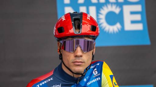 Ineos gewinnt Mannschaftszeitfahren