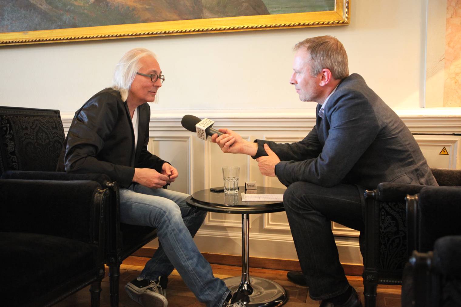 Festival-Direktor Urs Leierer verkündet das Programm vom Blue Balls Festival 2015.