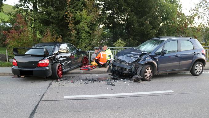 Zwei Verletzte nach Unfall