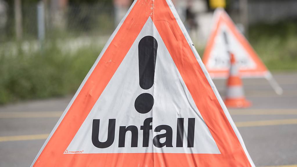 Die Luzerner Polizei sucht Zeugen eines Unfalls im Luzerner Stadtteil Littau. (Symbolbild)