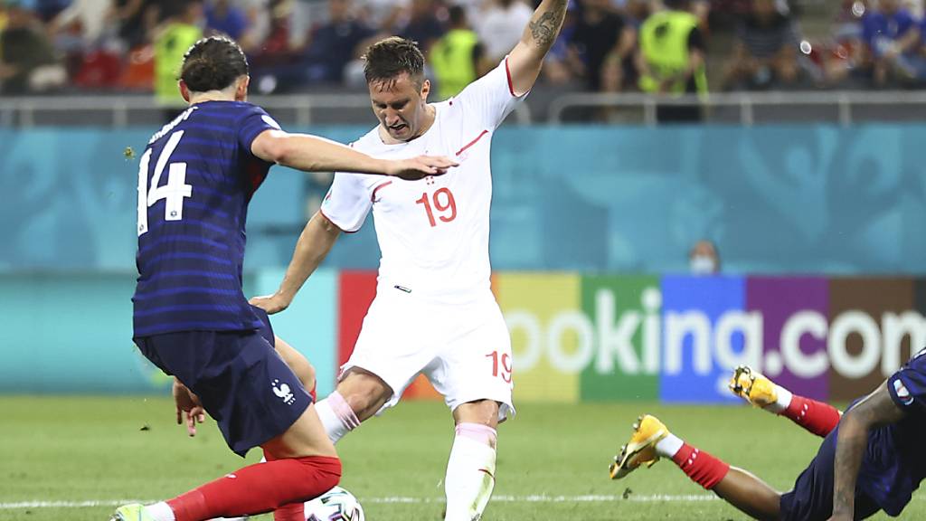 Mario Gavranovic schiesst im EM-Achtelfinal in der 90. Minute gegen Frankreich das 3:3