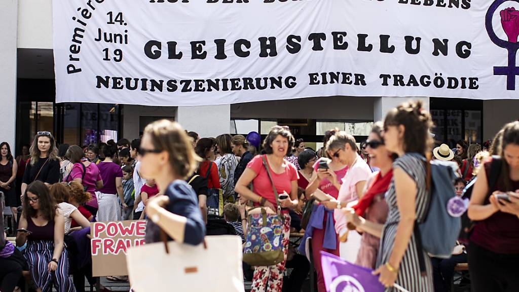 Frauen streiken am nationalen Frauenstreik am Freitag, 14. Juni 2019. (Archivbild)