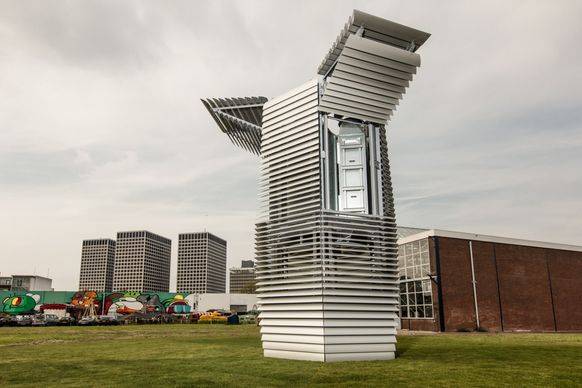 Der Prototyp des Smog Free Tower in Rotterdam