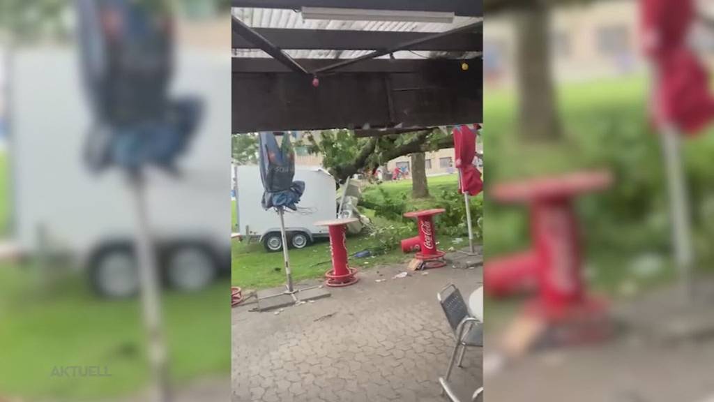 Schreckmoment: Baum kippt bei Solothurner Fussballfest auf Clubhaus