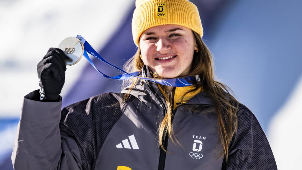 Emma Aicher gewann in Cortina zweimal Olympia-Silber - und greift nun nach der Abfahrts-Kristallkugel
