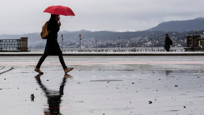 Starker Regen übers Wochenende – Bund gibt Warnung heraus