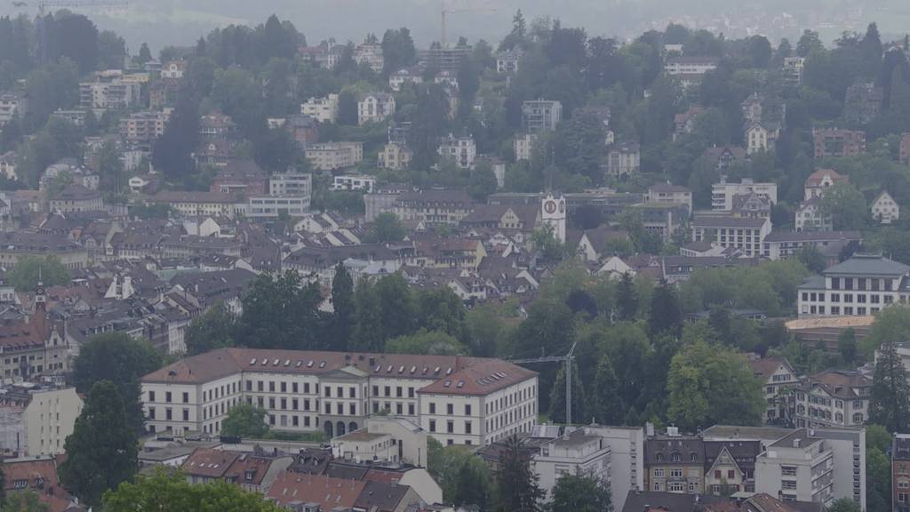 Kurznachrichten: Kokain, Solidarität, Brand