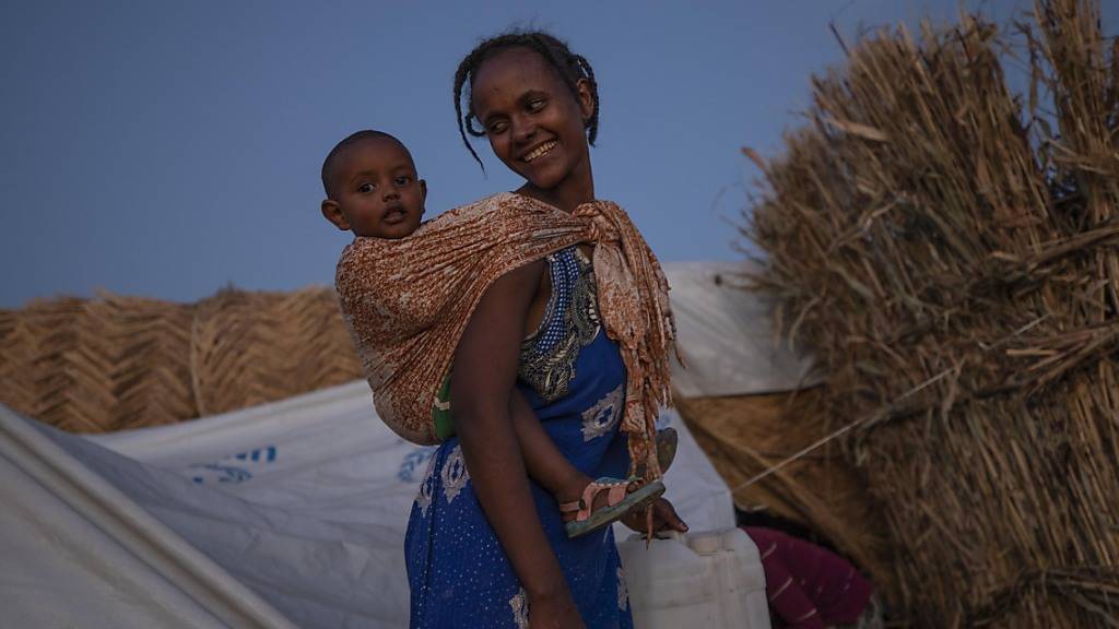 dpatopbilder - Viele Geflüchtete aus Tigray befinden sich derzeit im Sudan. Foto: Nariman El-Mofty/AP/dpa