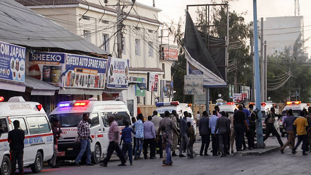 Islamisten-Miliz greift Hotel in Mogadischu an - mindestens 17 Tote