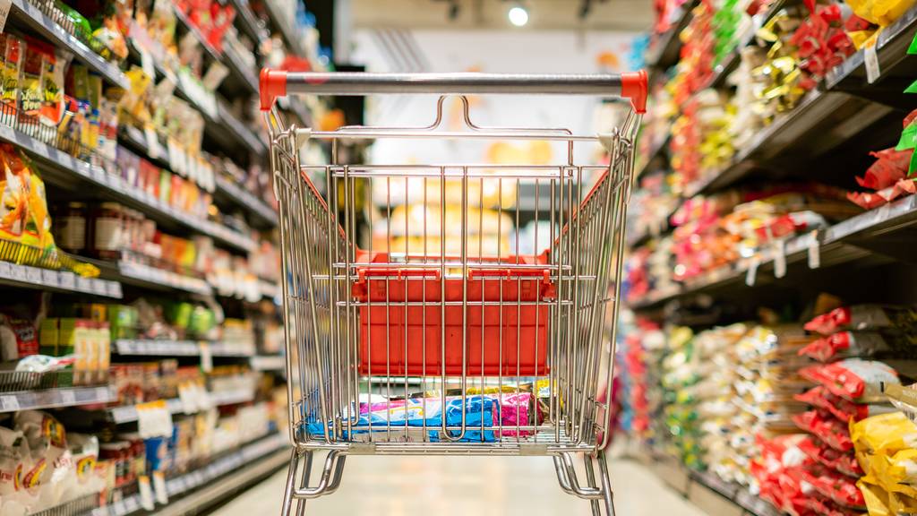 Niederländische Supermarktkette lässt Einkaufswagen von der Kette