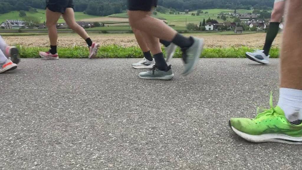 26 Marathons durch alle Kantone: Peter Bolliger rennt für guten Zweck