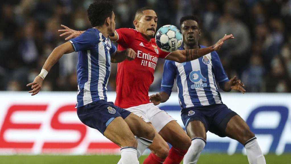 Benfica Lissabon mit Verteidiger Gilberto blieb gegen den Erzrivalen Porto für einmal ohne Chance