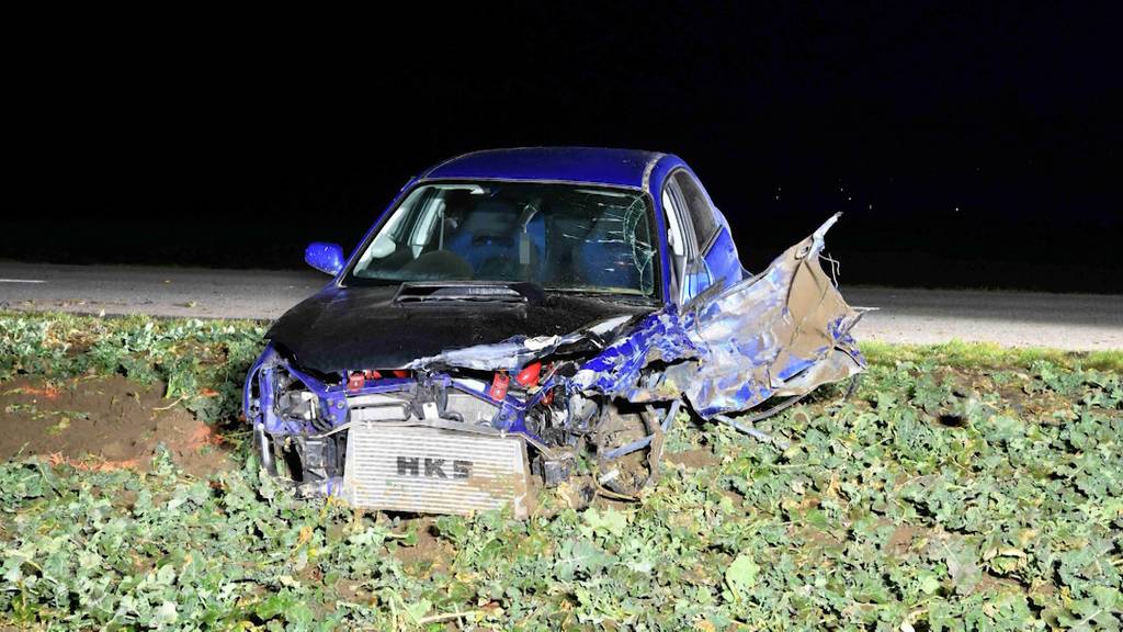 19-Jähriger begeht nach Unfall in Buttwil Fahrerflucht