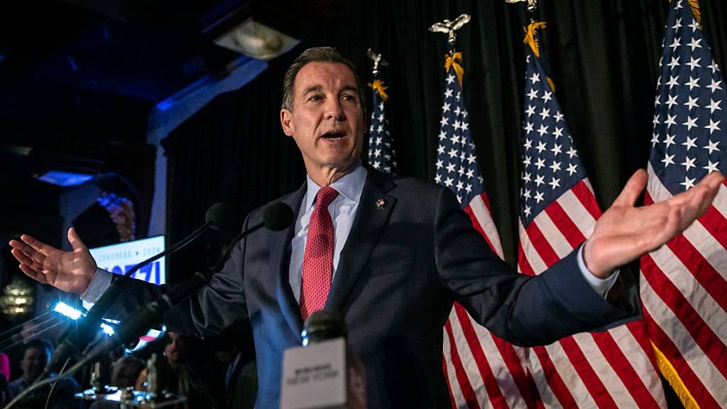 Der ehemalige US-Abgeordnete Tom Suozzi gewann eine Sonderwahl für einen Sitz im Repräsentantenhaus. Foto: Stefan Jeremiah/AP/dpa