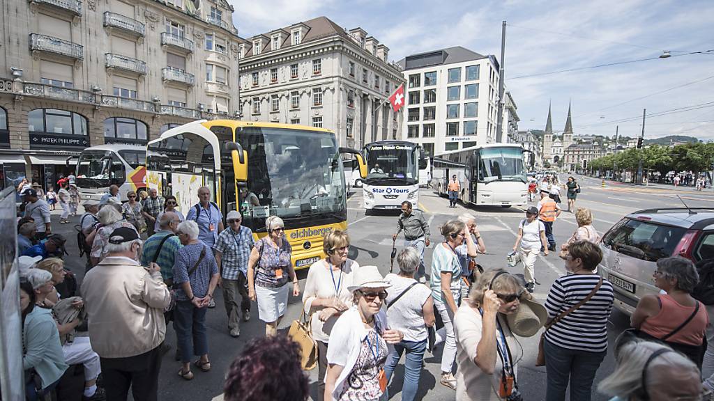Luzerner Stadtparlament gibt Tunnel für Gruppenreisende eine Chance