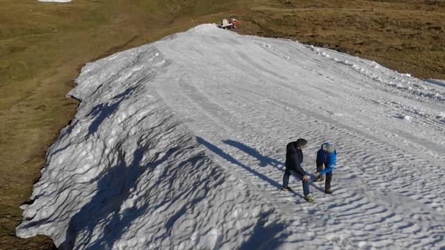 Piste mit präpariertem Schnee