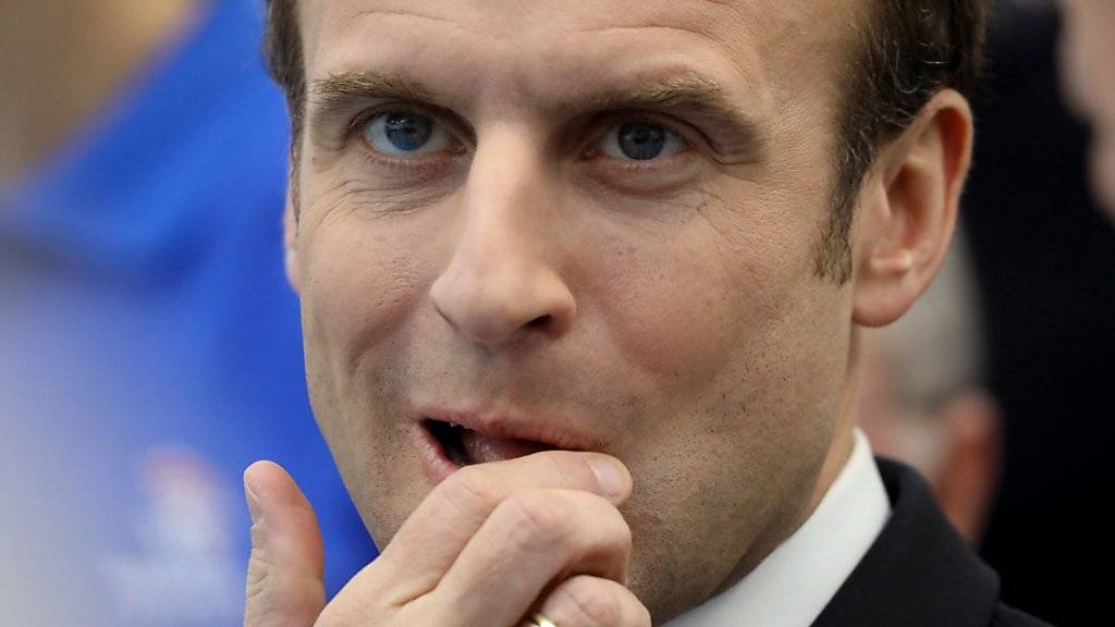 Die Situation in seinem Land macht es für ihn unmöglich: Frankreichs Präsident Emmanuel Macron nimmt nicht am WEF in Davon teil.