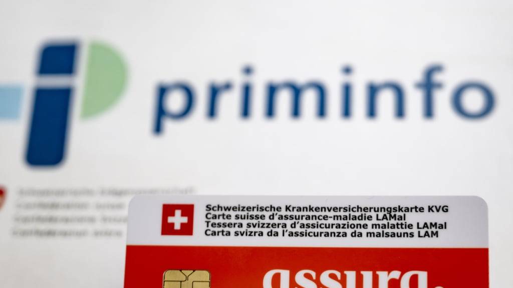 Die Krankenkassenprämien steigen immer weiter. Der Glarner Regierungsrat teilte nun mit, dass der Kanton mehr Geld für Prämienverbilligungen bereitstellen müsse. (Symbolbild)