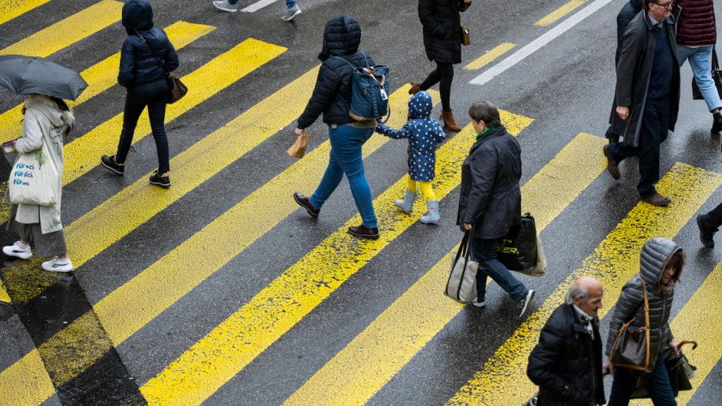 Seit 2024 wandern immer weniger Menschen in die Schweiz ein. (Symbolbild)
