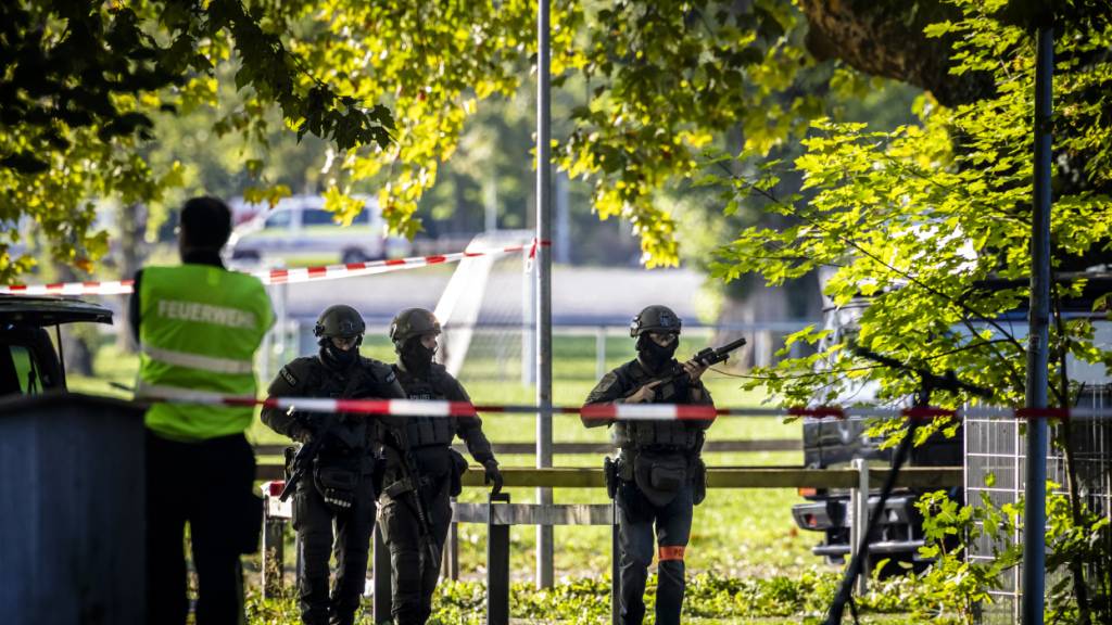 Am Sonntagmorgen ist es bei einer Raveparty in Aarau zu einer Schiesserei gekommen. Am Montagmorgen gab es noch keine neuen Informationen.