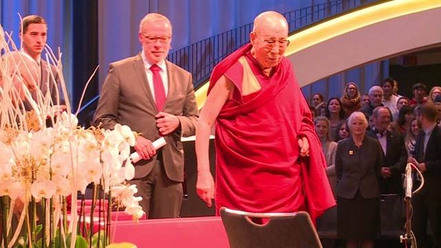 Riesiges Interesse am Vortrag von Dalai Lama