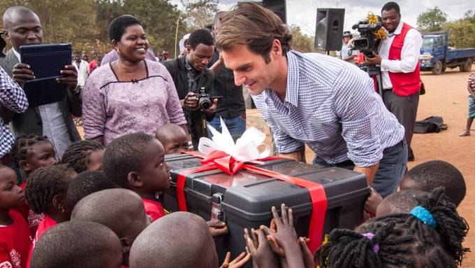 Roger Federer Foundation unterstützt Flüchtlingskinder in Graubünden