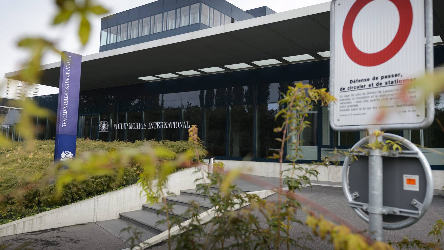 Der internationale Hauptsitz von Philip Morris in Lausanne – von hier wird der Konzern umgebaut und sollen Stellen in der Schweiz abgebaut werden.