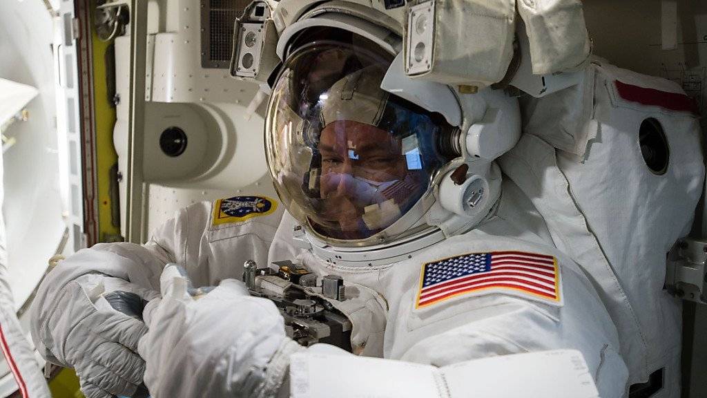 Nach fast einem Jahr im All wird NASA-Astronaut Scott Kelly am Mittwoch zur Erde zurückkehren. (Archiv)