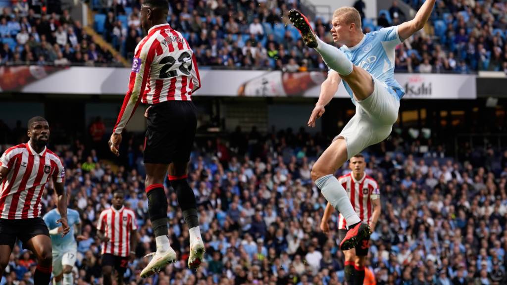 Xhaka verliert 8-Tore-Spektakel in Manchester