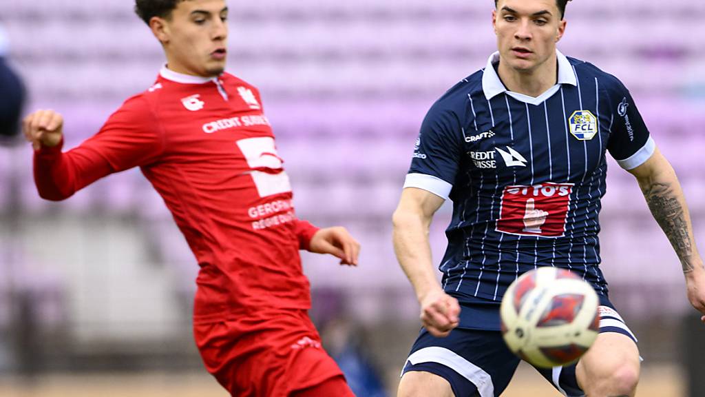Ismaël Gharbi (im Duell mit Severin Ottiger) war der entscheidende Spieler von Stade Lausanne-Ouchy