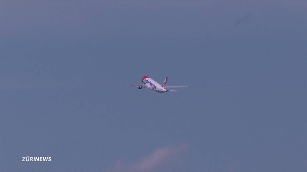 Ansturm am Flughafen: Die Schweiz entflieht dem Regen