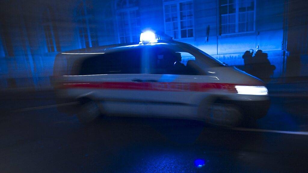 Limousinenfahrer begeht in St. Gallen Fahrerflucht