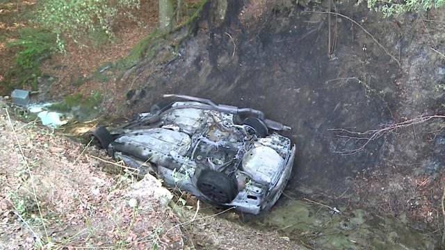 Hallwilersee: Brennendes Auto macht sich selbständig