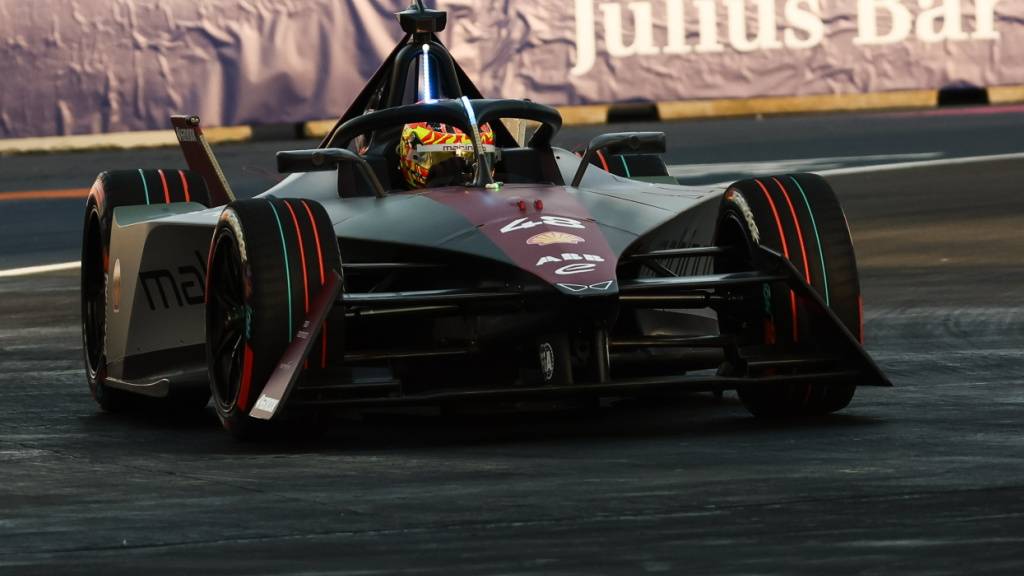 Der Genfer Edoardo Mortara im Formel-E-Autos seines Teams Mahindra